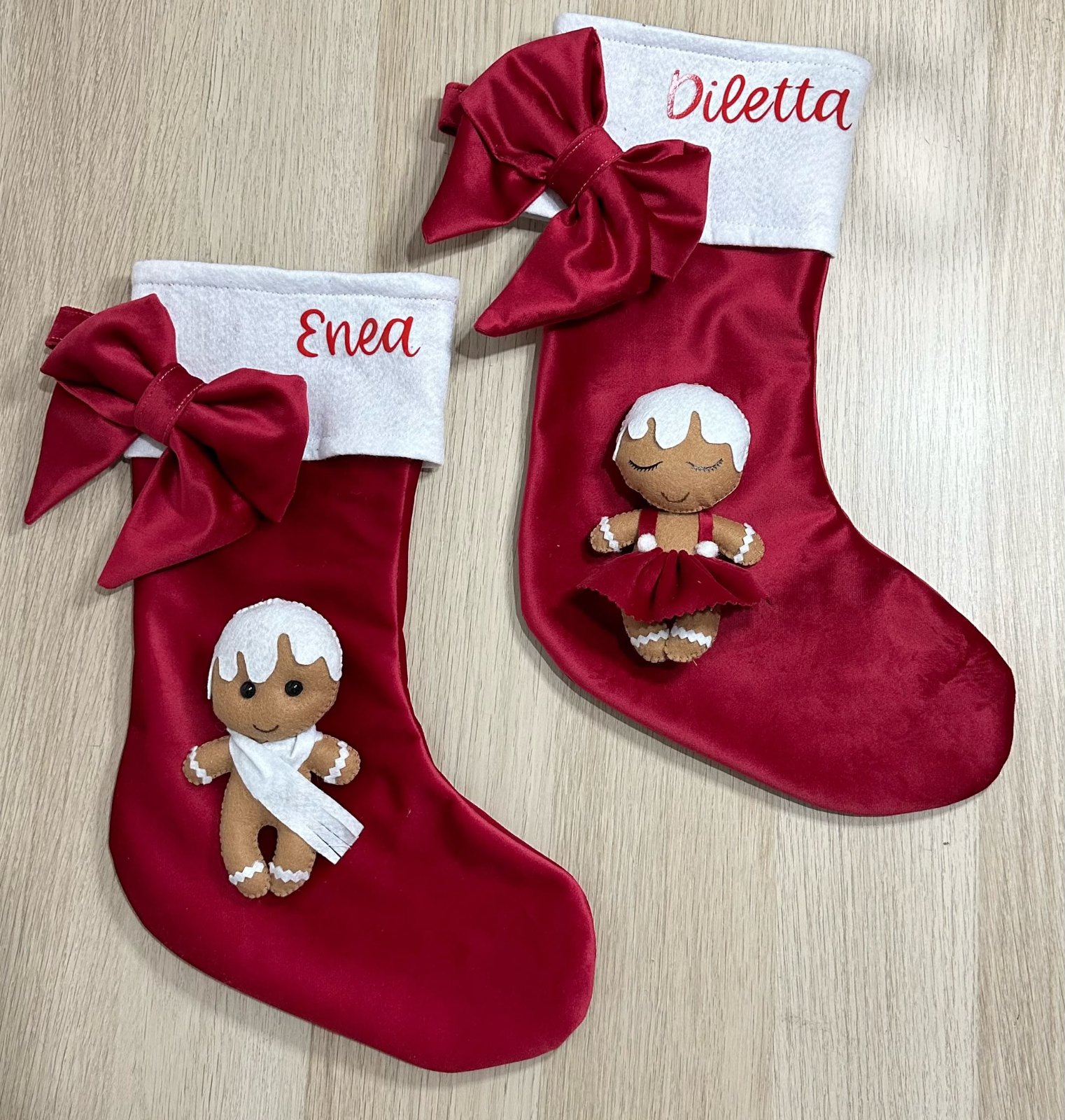 Calza Velluto rosso con Omino pan di zenzero